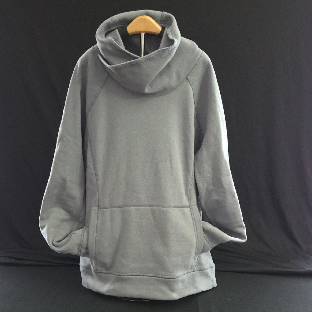 Athleta Gray Funnel Neck Pullover Sweatshirt With Thumbholes Size Med